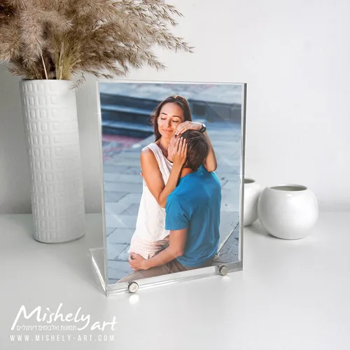 מעמד אקרילי עם תמונה אישית 15X20 ס"מ שקוף במראה יוקרתי